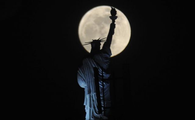 SuperMoon_Kosovo