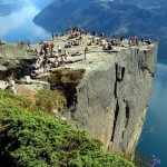 Preikestolen ou Pulpit Rock. Crédito: Ken Douglas